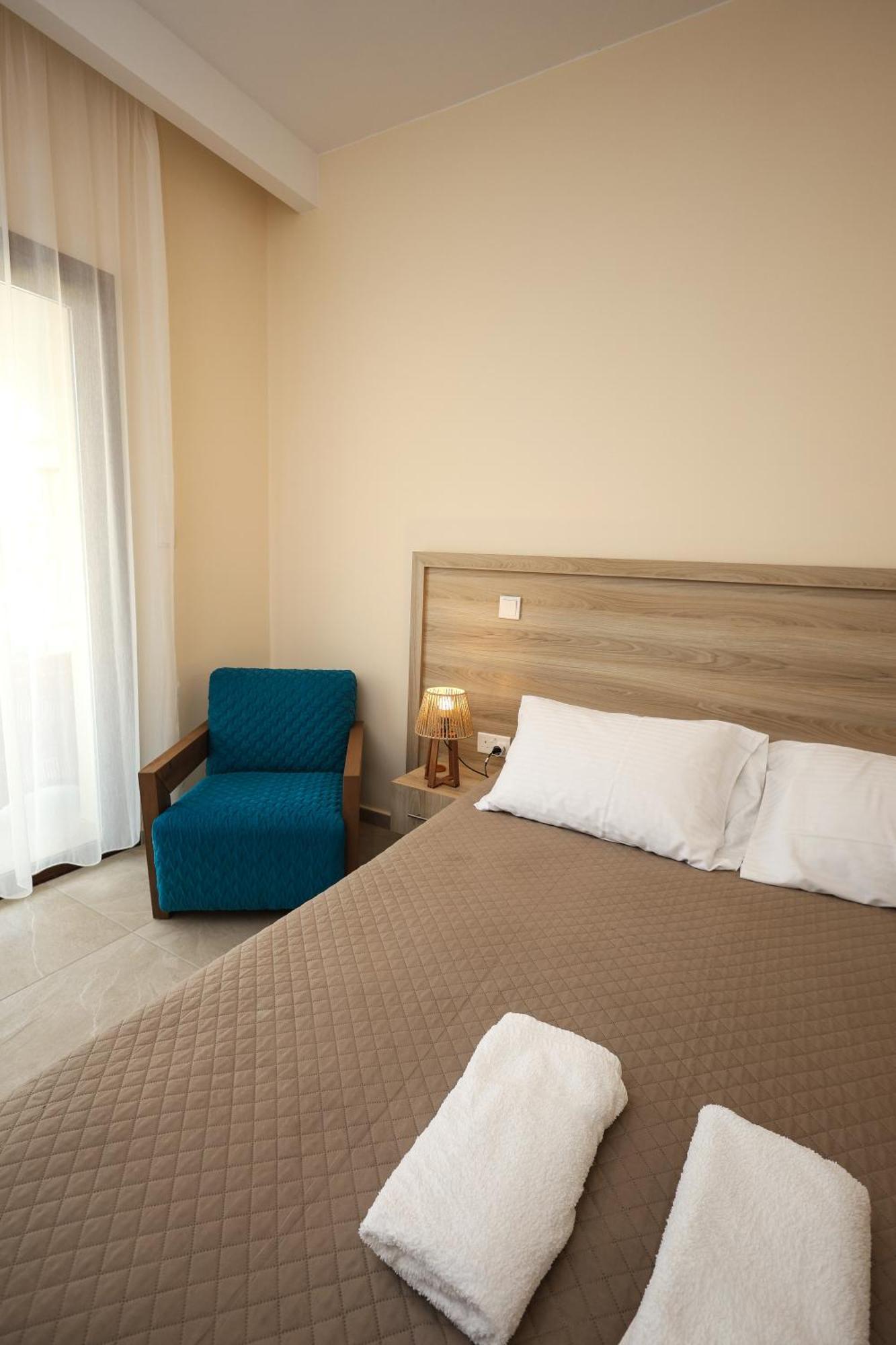 Vina Oliva Resort Pissouri Exteriör bild